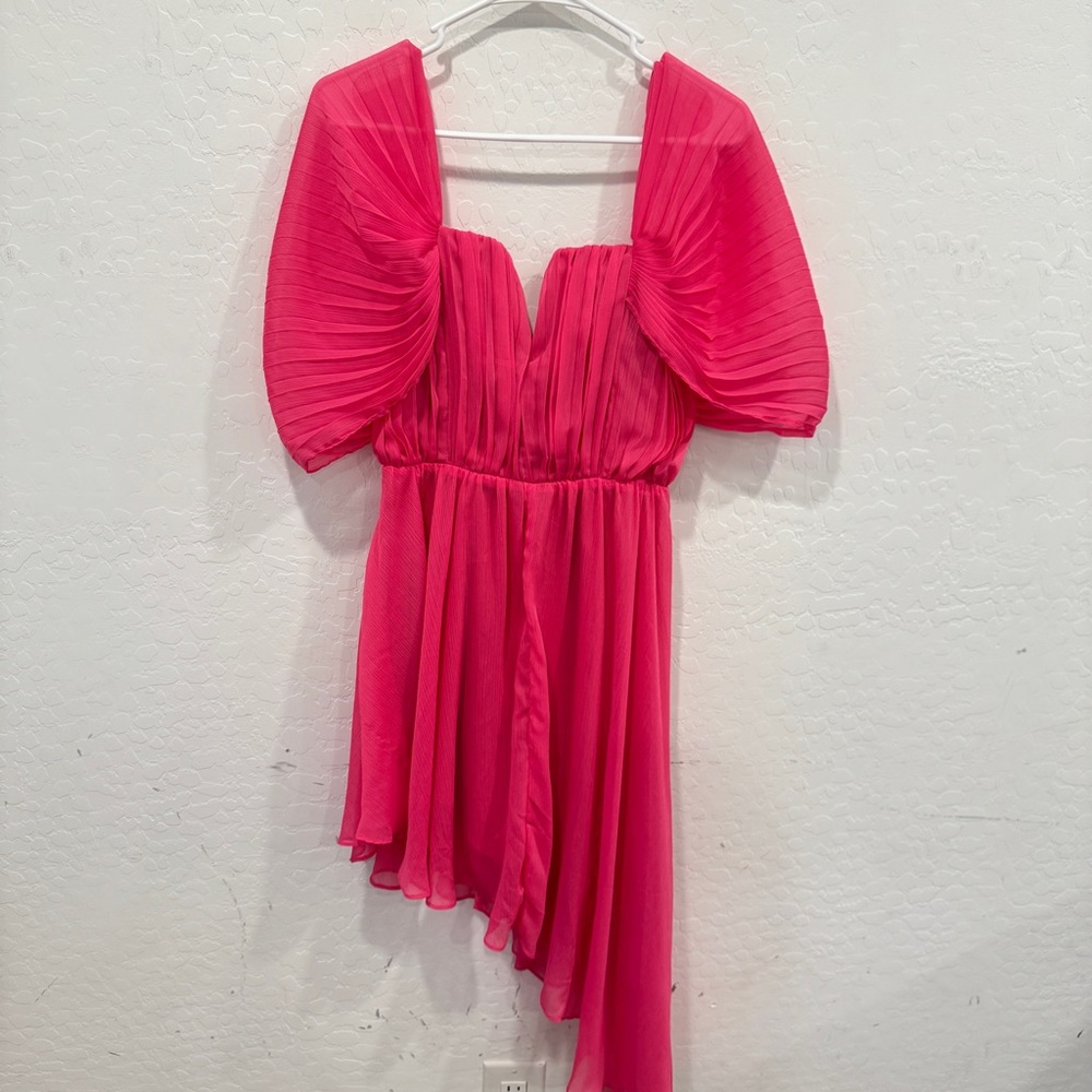 NWT DO+BE Pink Pleated Mini Dress Womens Small Hi-Low Cocktail Flowy Romantic